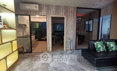 Wohnung zum Kauf mit 3 Zimmer in Thon Buri, Bangkok