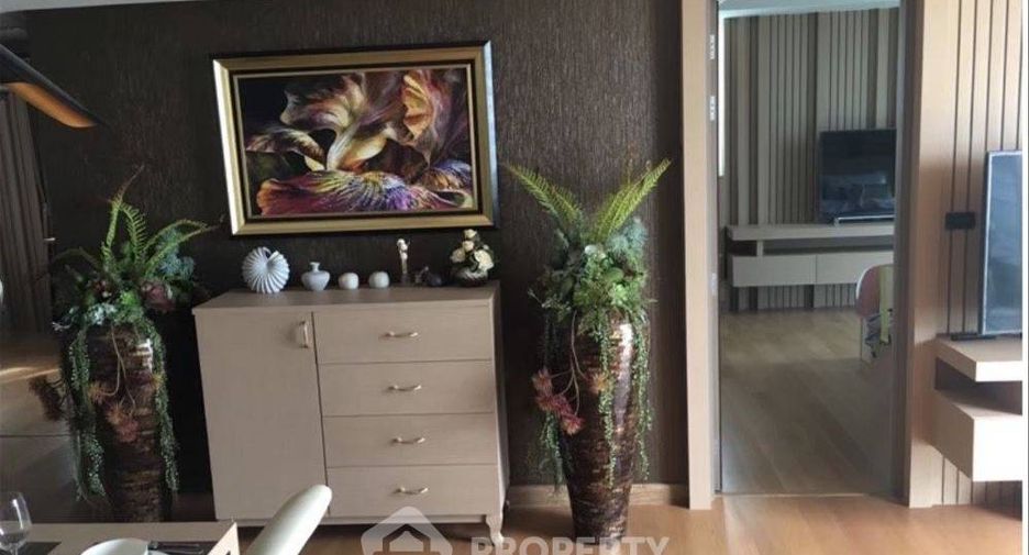 For sale 2 bedrooms condo in Si Racha, Chonburi