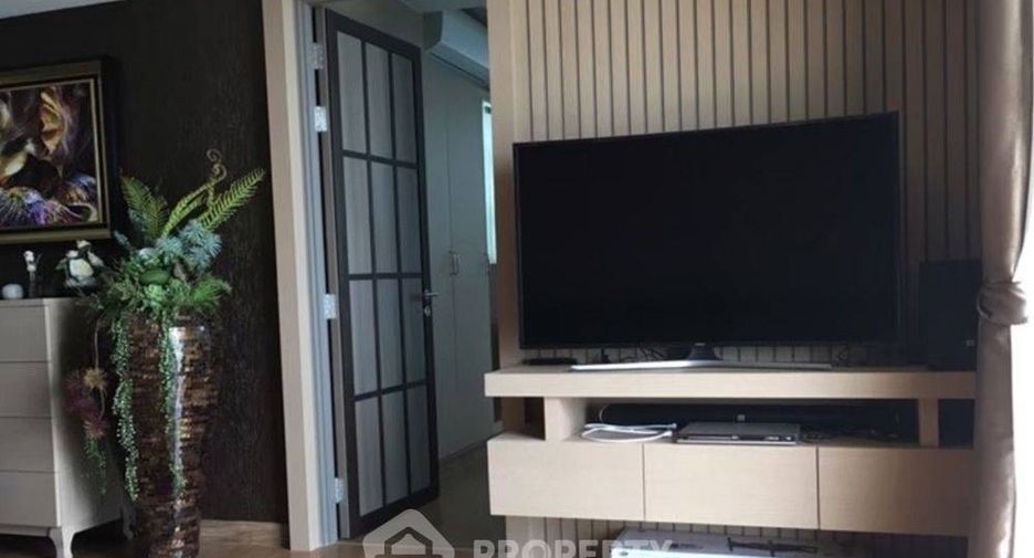 For sale 2 bedrooms condo in Si Racha, Chonburi