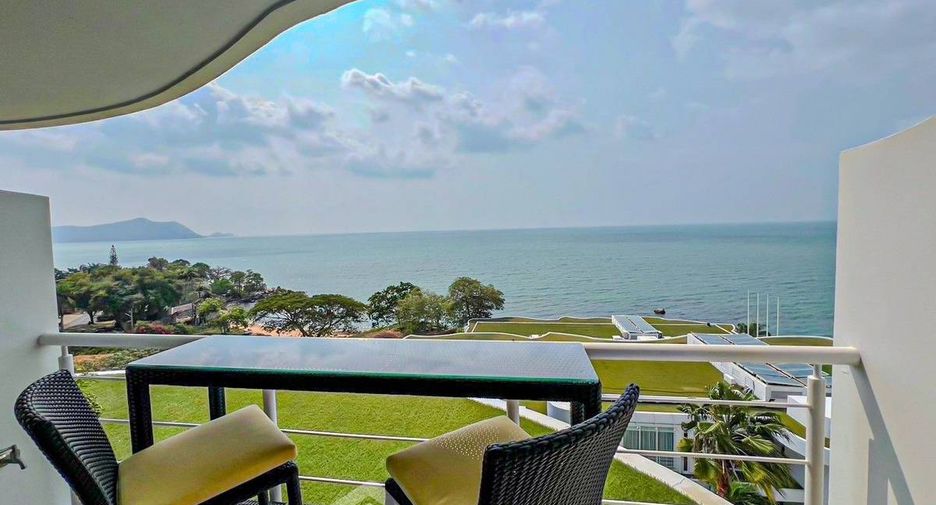 For sale 3 bedrooms condo in Na Jomtien, Pattaya