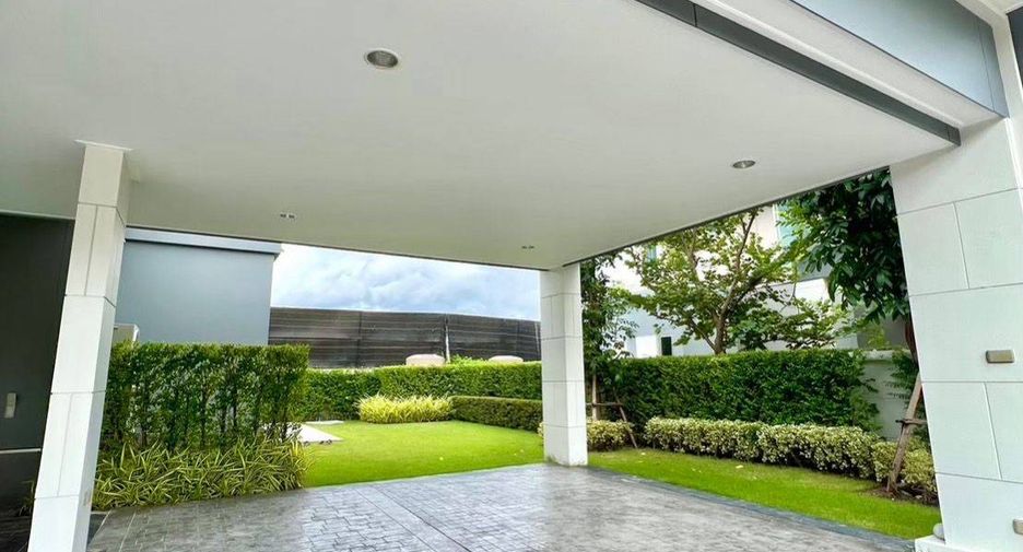 For rent and for sale 5 bedrooms house in Lat Krabang, Bangkok