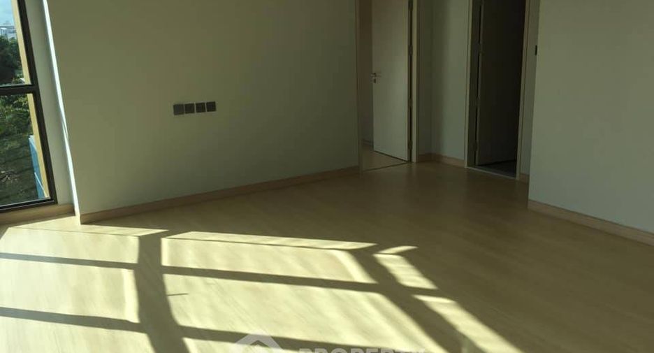 For sale 2 bedrooms condo in Watthana, Bangkok