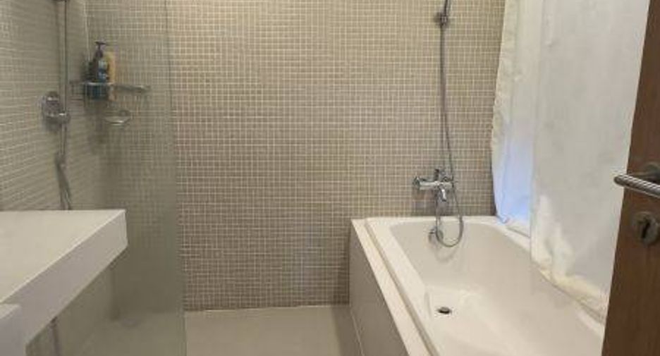 For sale 1 bed condo in Watthana, Bangkok