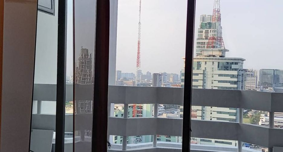 For sale 1 bed condo in Ratchathewi, Bangkok