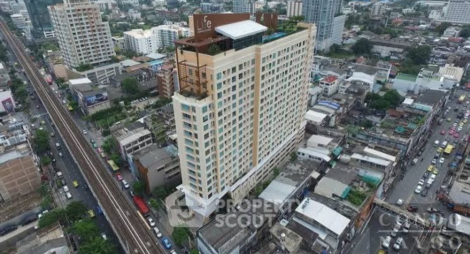 For sale 1 bed condo in Phaya Thai, Bangkok