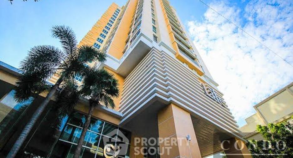 For sale 1 bed condo in Phaya Thai, Bangkok
