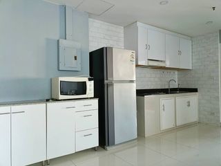 ให้เช่า 2 ห้องนอน คอนโด ใน วัฒนา, กรุงเทพฯ