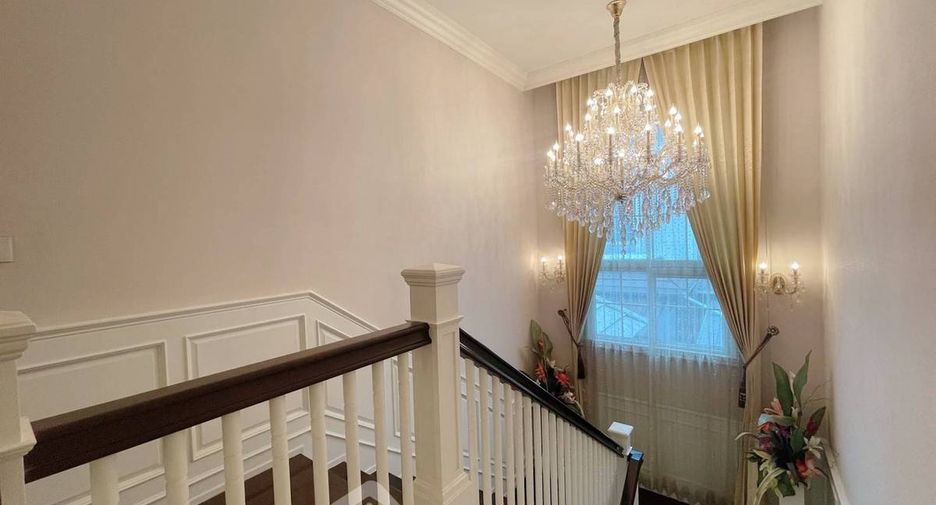 For rent and for sale 4 bedrooms house in Bang Phli, Samut Prakan