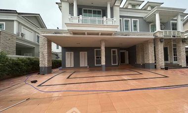 For rent and for sale 4 bedrooms house in Bang Phli, Samut Prakan