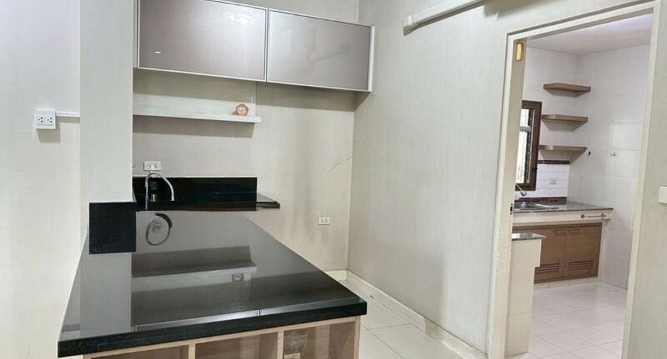 Haus zum Kauf mit 4 Zimmer in Bang Phli, Samut Prakan