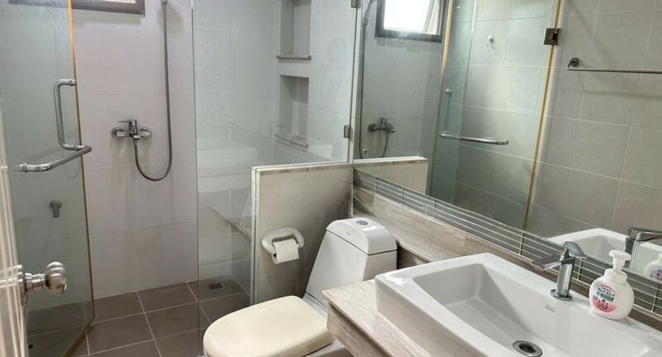 Haus zum Kauf mit 4 Zimmer in Bang Phli, Samut Prakan