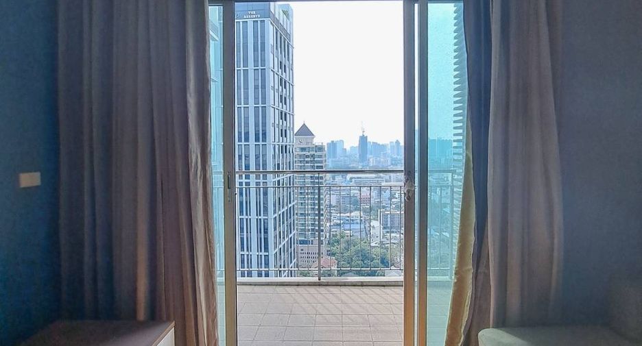 For sale 1 bed condo in Sathon, Bangkok