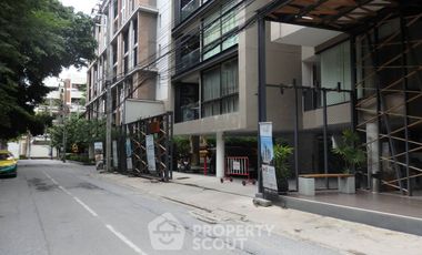 For sale 2 bedrooms condo in Watthana, Bangkok