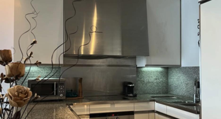 For rent 2 bedrooms condo in Sathon, Bangkok