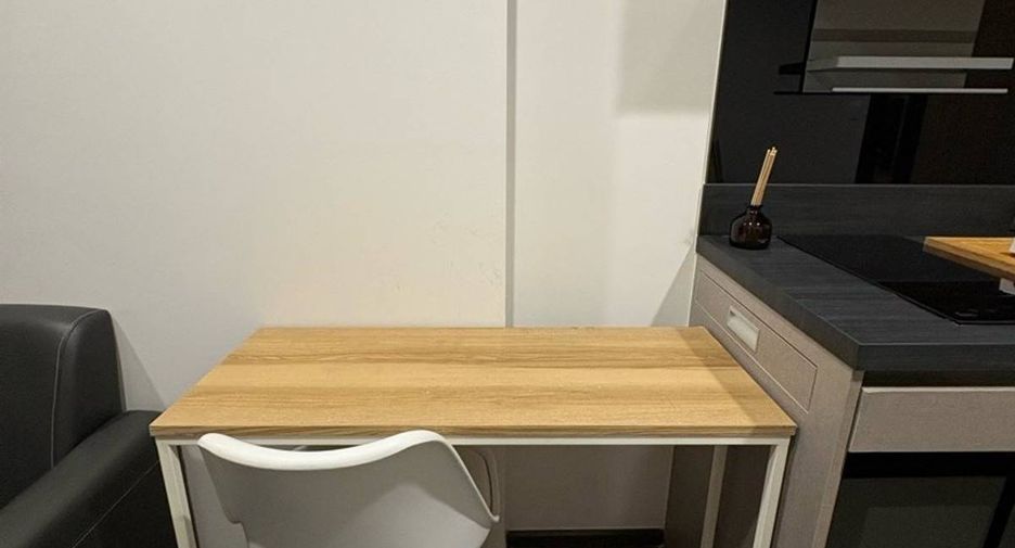 For sale 1 bed condo in Khlong Toei, Bangkok