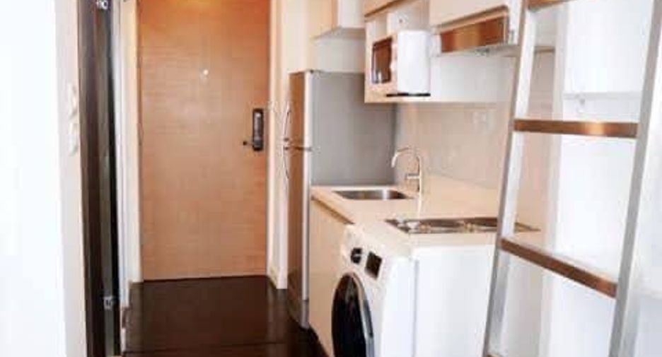For sale 1 bed condo in Khlong Toei, Bangkok