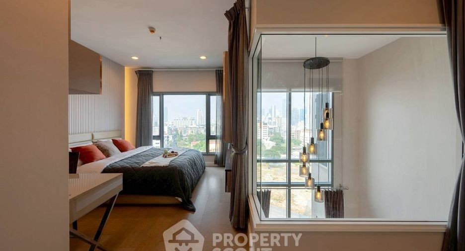 For sale 2 bedrooms condo in Khlong Toei, Bangkok