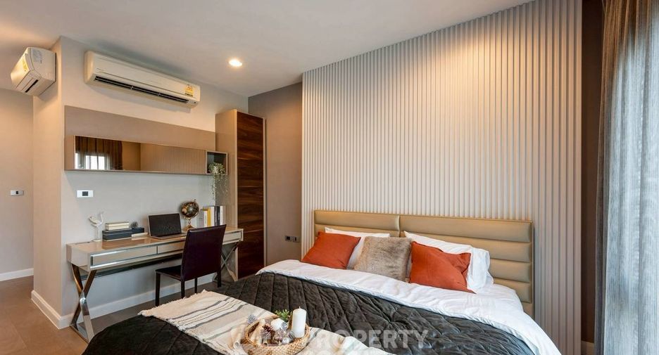 For sale 2 bedrooms condo in Khlong Toei, Bangkok