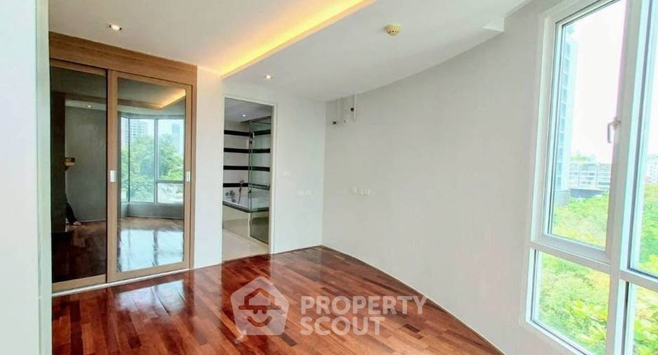 For sale 1 bed condo in Watthana, Bangkok