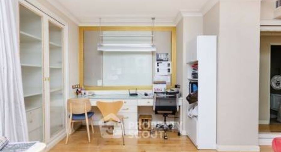 For sale 3 bedrooms condo in Pathum Wan, Bangkok