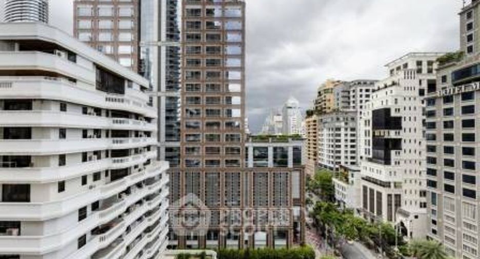 For sale 3 bedrooms condo in Pathum Wan, Bangkok