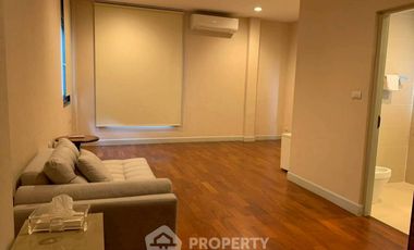For rent and for sale 5 bedrooms house in Khan Na Yao, Bangkok