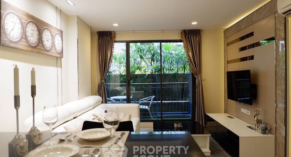 À vendre 1 chambre condo à Khlong Toei, Bangkok