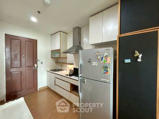 For sale 2 bedrooms condo in Yan Nawa, Bangkok