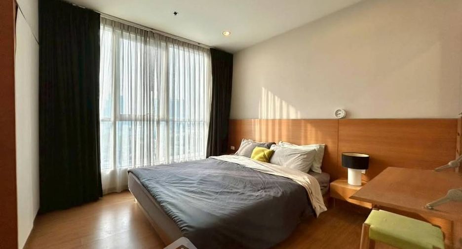 For sale 2 bedrooms condo in Yan Nawa, Bangkok