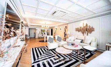 For rent and for sale 3 bedrooms condo in Khlong Toei, Bangkok