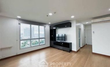À vendre 2 chambres condo à Huai Khwang, Bangkok