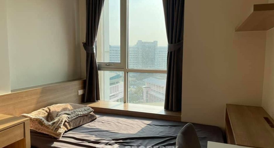 For sale 2 bedrooms condo in Sathon, Bangkok