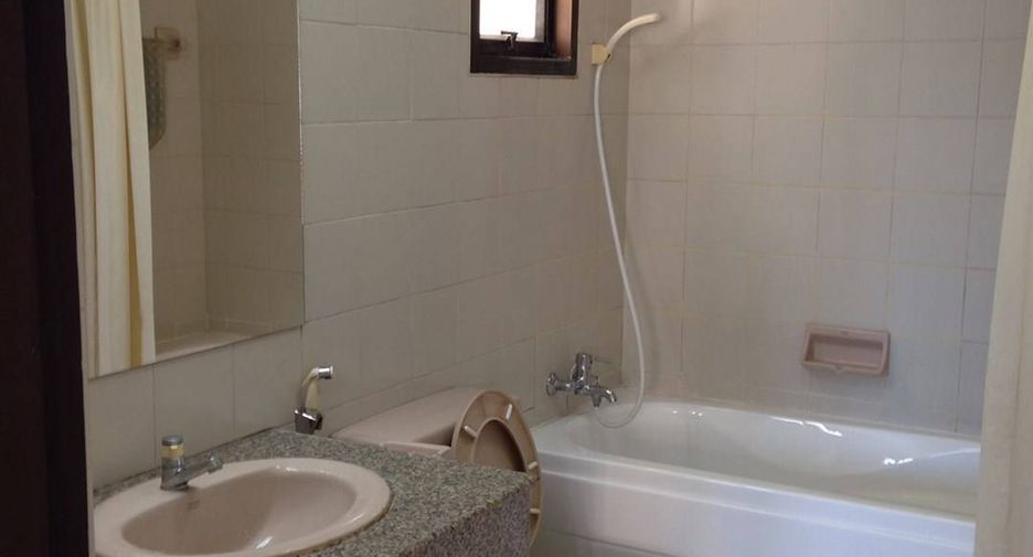 Wohnung zum Kauf mit 2 Zimmer in Khlong Toei, Bangkok