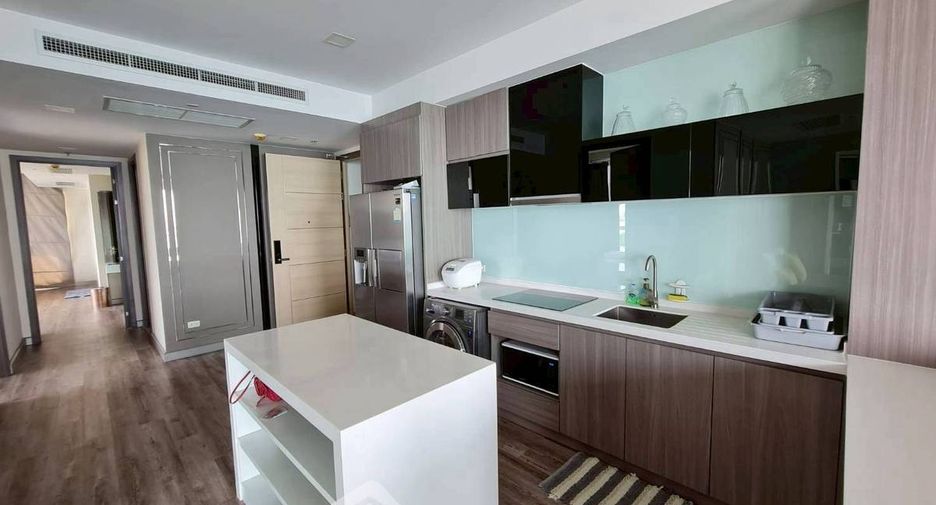 For sale 3 bedrooms condo in Jomtien, Pattaya