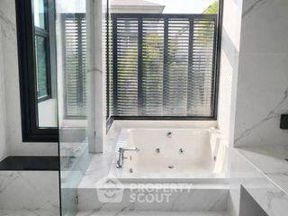 Wohnung zum Kauf mit 4 Zimmer in Prawet, Bangkok