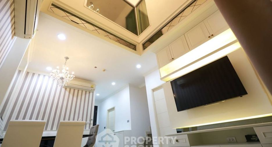 For sale 2 bedrooms condo in Khlong Toei, Bangkok