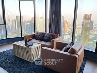 For sale 2 bedrooms condo in Khlong Toei, Bangkok