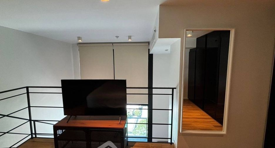 For rent and for sale 1 bed condo in Sathon, Bangkok