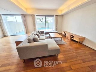 For sale 4 bedrooms condo in Yan Nawa, Bangkok