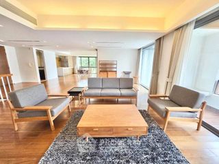 For sale 4 bedrooms condo in Yan Nawa, Bangkok