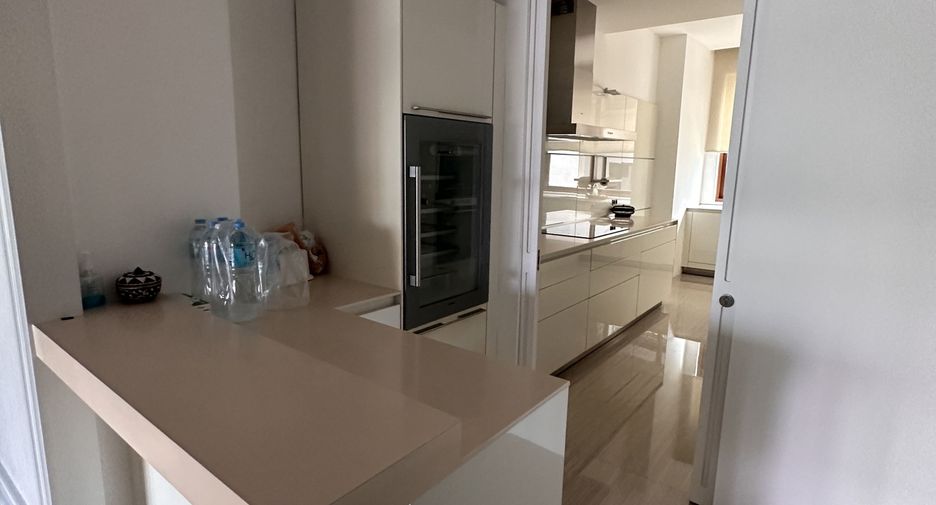 Wohnung zum Kauf mit 3 Zimmer in Watthana, Bangkok
