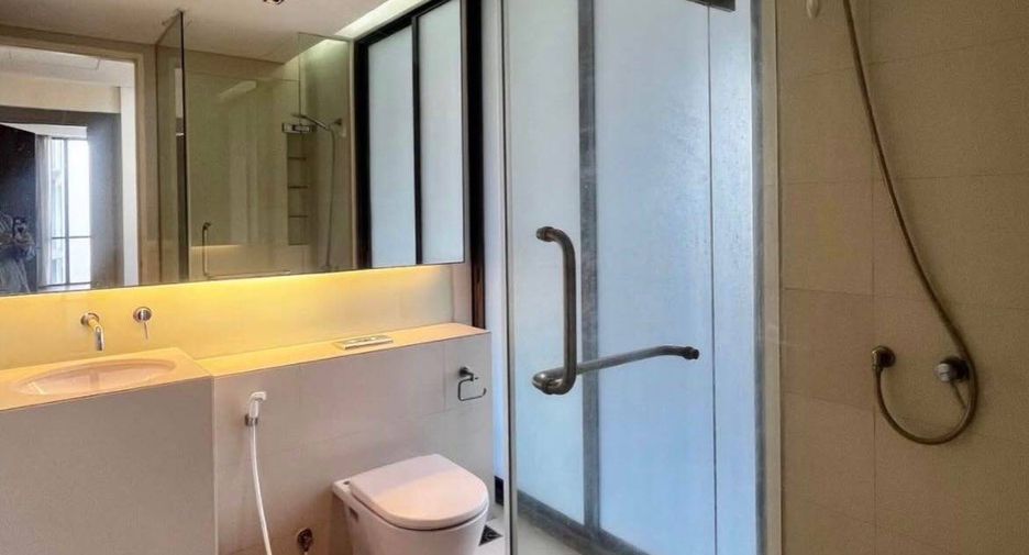 For sale 2 bedrooms condo in Watthana, Bangkok