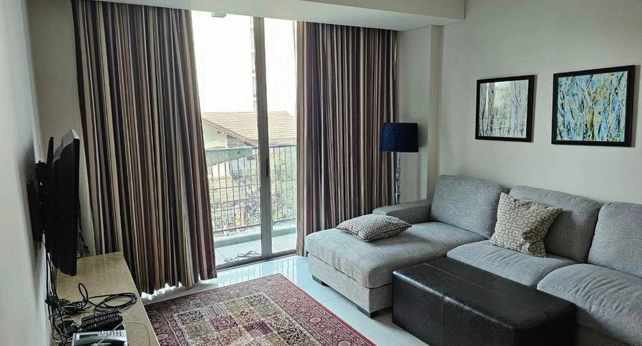 For rent and for sale 2 bedrooms condo in Watthana, Bangkok