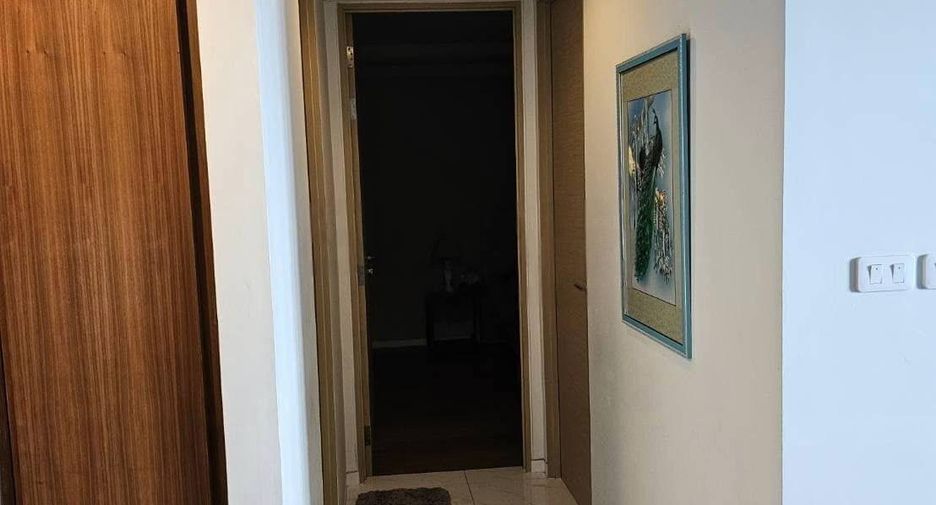 For rent and for sale 2 bedrooms condo in Watthana, Bangkok