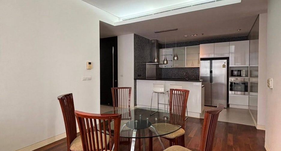 For sale 2 bedrooms condo in Watthana, Bangkok