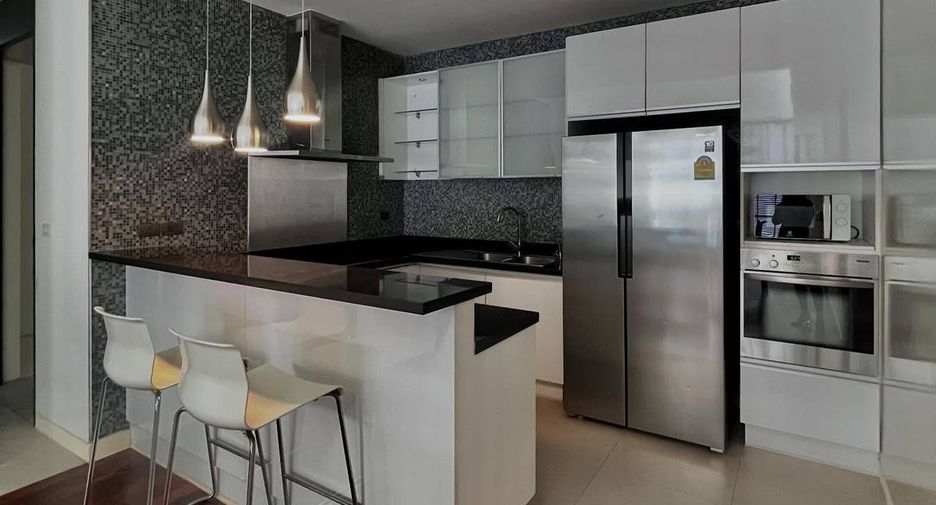 For rent and for sale 2 bedrooms condo in Watthana, Bangkok