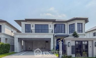 For rent and for sale 4 bedrooms house in Bang Kapi, Bangkok
