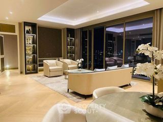 For rent そして for sale 6 ベッドルーム condo in Khlong San, Bangkok