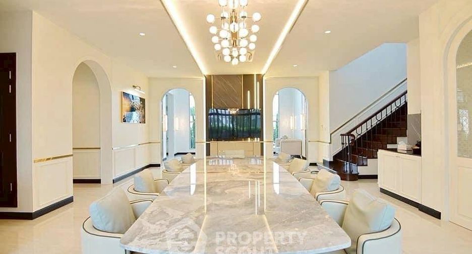 For rent and for sale 5 bedrooms house in Lat Krabang, Bangkok