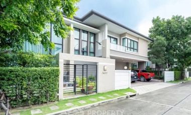 For sale 4 bedrooms house in Taling Chan, Bangkok